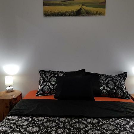 Apartman Lena Osijek Exterior foto